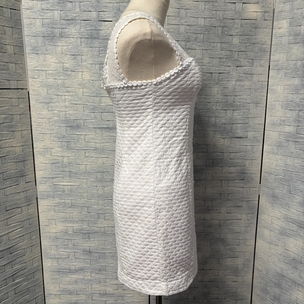 Lilly Pulitzer 2 Sheath White Textured Lace Sleeveless‎ Knee Length - Picture 3 of 8